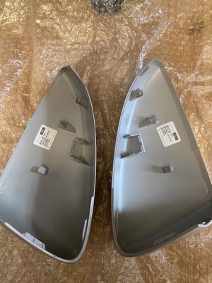 Ốp gương chiếu hậu mazda 3 2020-2027 màu vàng ánh kim 47S