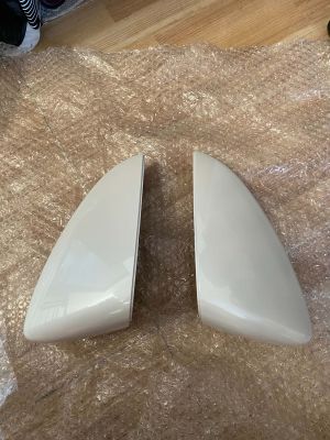 Ốp gương chiếu hậu mazda 3 cx30 màu trắng 25D, đỏ pha lê 46V