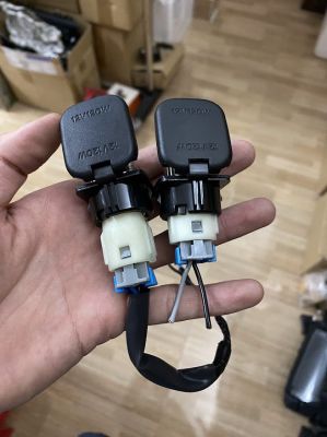 Đầu cắm tẩu 12v zin xe mazda