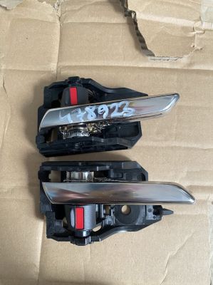 Tay nắm cửa mazda 3 cx30 BCJHV8393 / BCJHV8392
