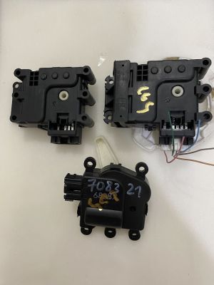 Motor trộn dàn lạnh mazda 3 2015-2019