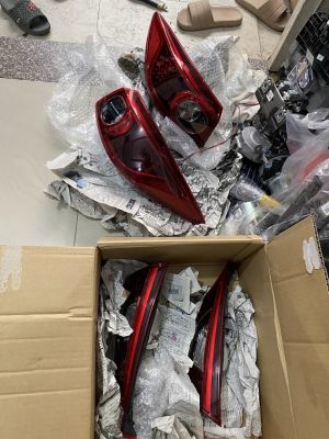 Đèn hậu zin mazda 3 2015-2019 bản 2.0