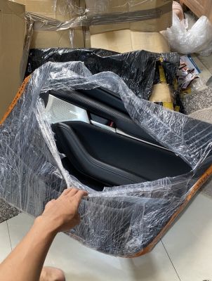 Tapi ốp cửa trước mazda 3 2020-2026