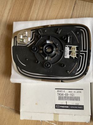 Mặt gương chiếu hậu bên phải có sấy, có cảnh báo mazda cx5 cx8 TK94 691G1